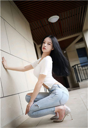 久久久久综合一区二区不卡_3D1.1